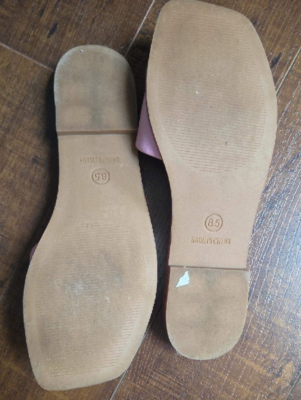 Steve Madden Pink Slide Sandals with Tan Footbed - Picture 2 of 2